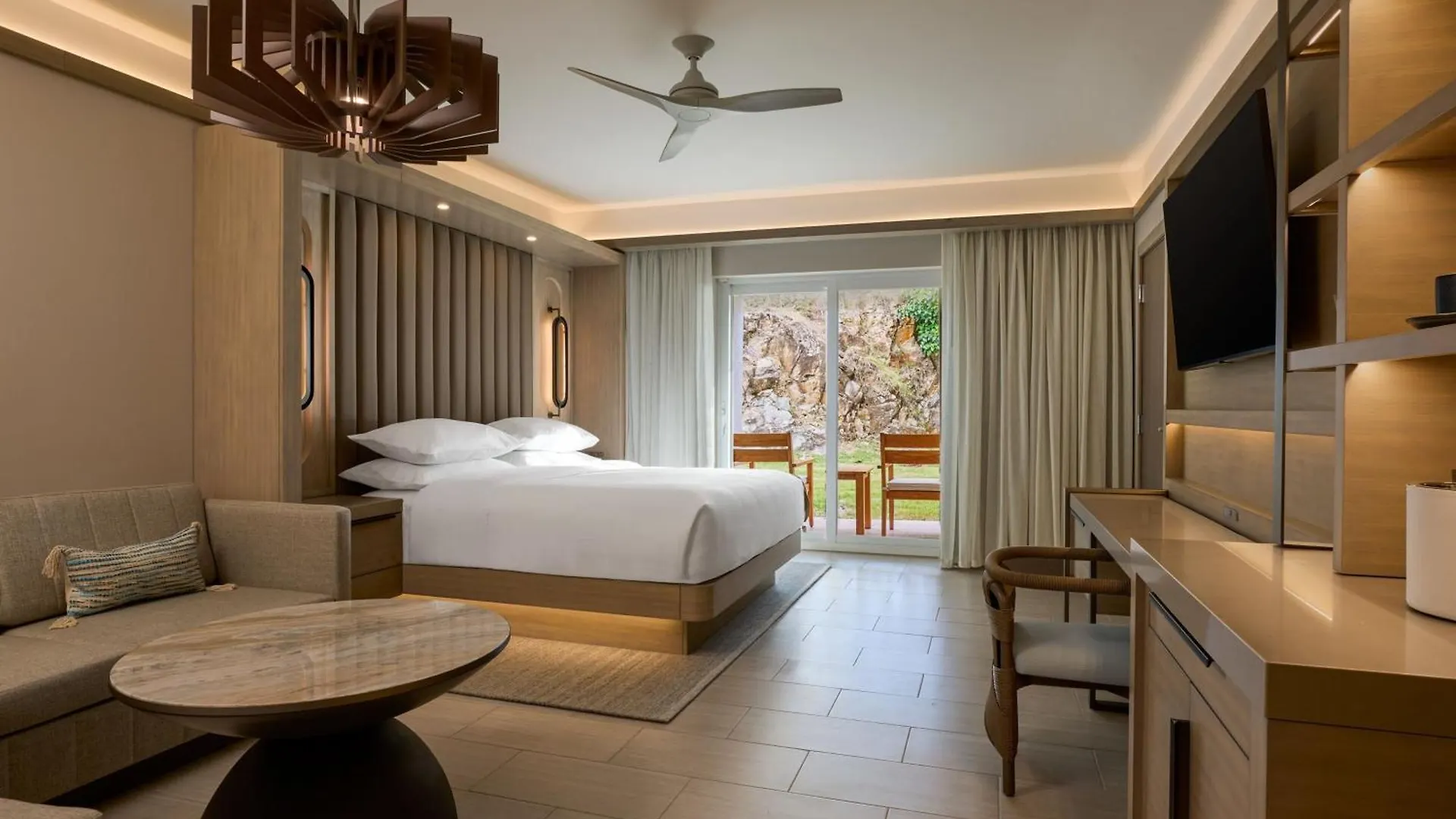 Jw Marriott St Maarten Beach Resort & Spa Dawn Beach
